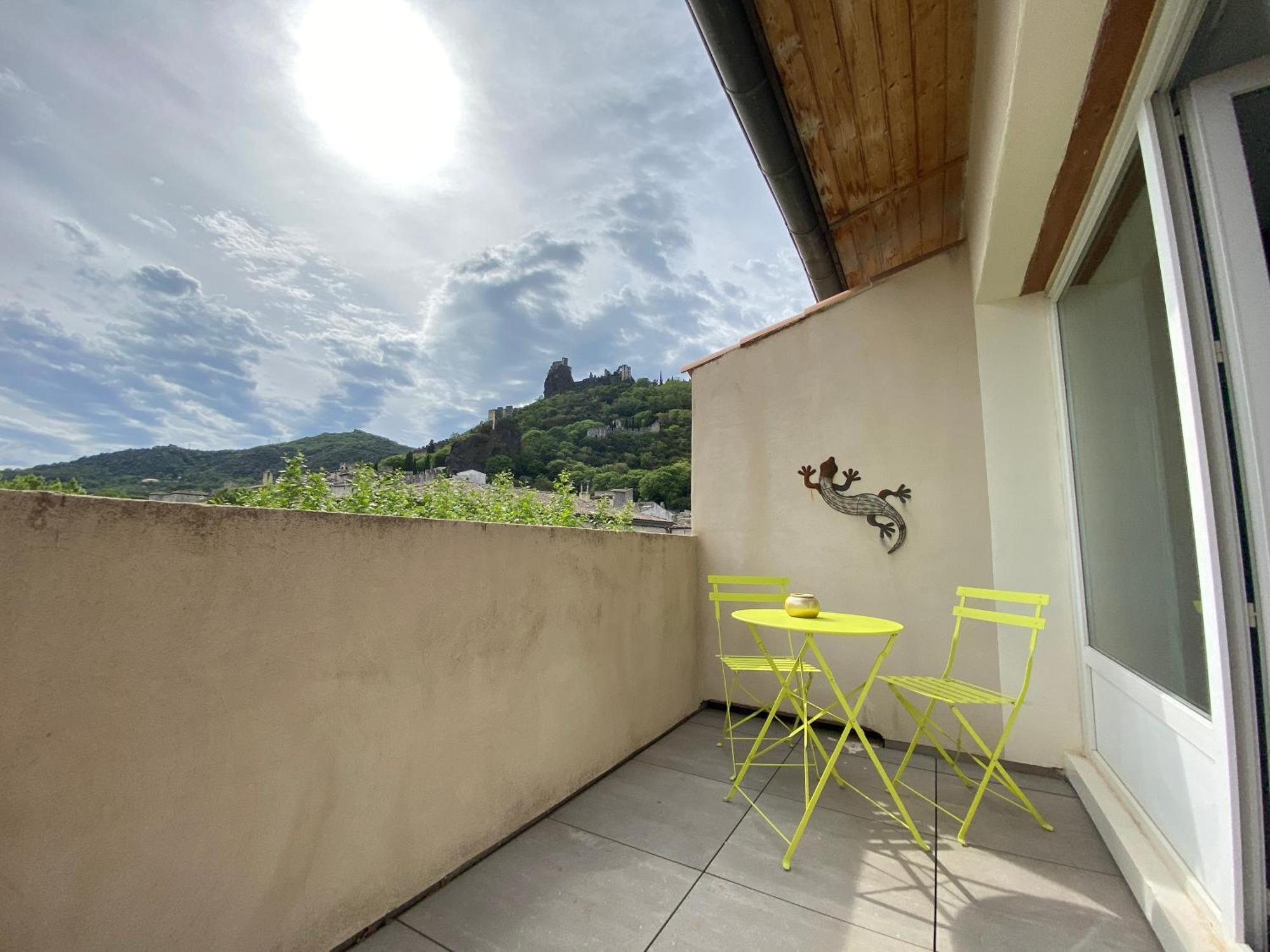 Logis Hotel Medieval, Montelimar Nord Rochemaure Exterior foto